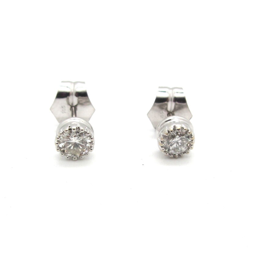 Pendientes de oro blanco con diamantes 0,25ct
