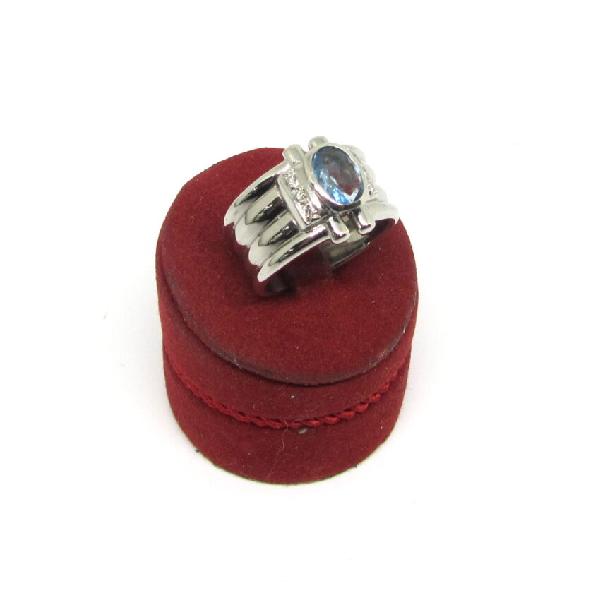 Sortija de Oro Blanco con Diamantes - Image 3