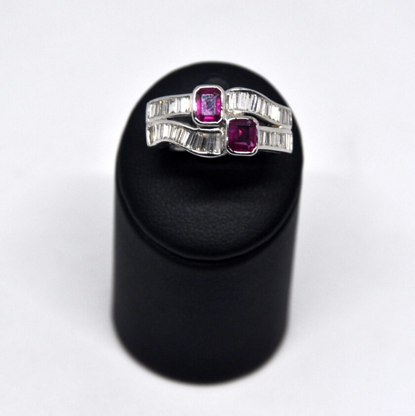 Sortija Diamantes y Rubís - Image 3