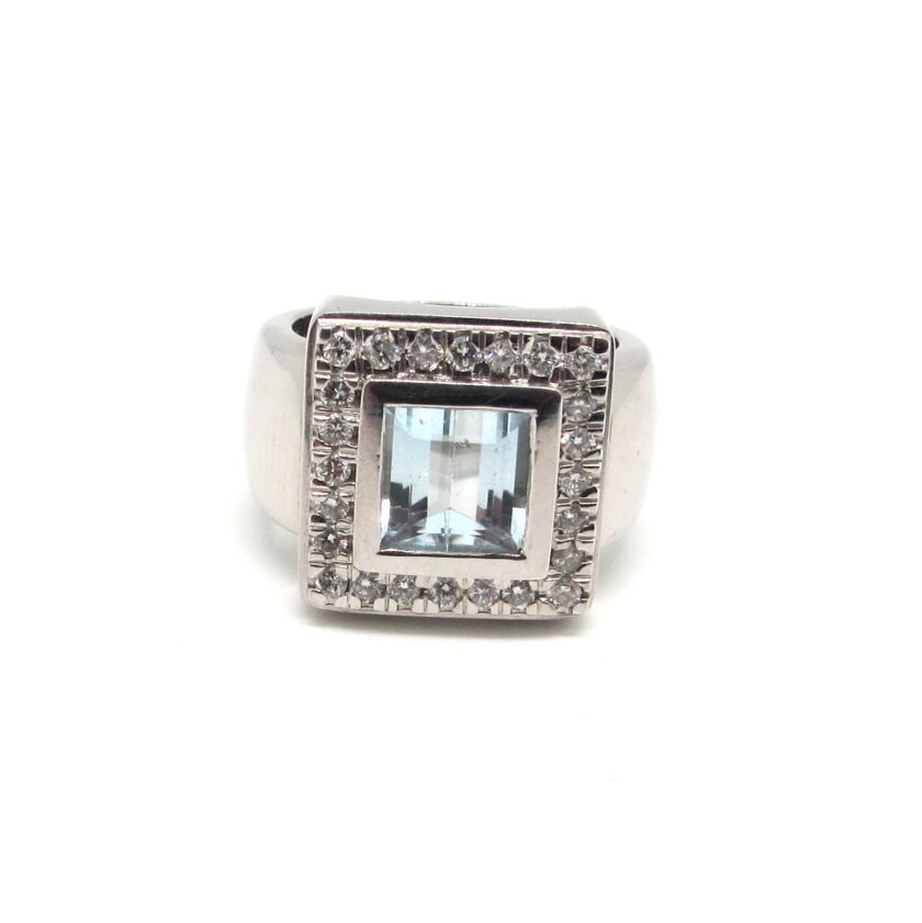 Sortija oro Blanco con diamantes y aguamarina