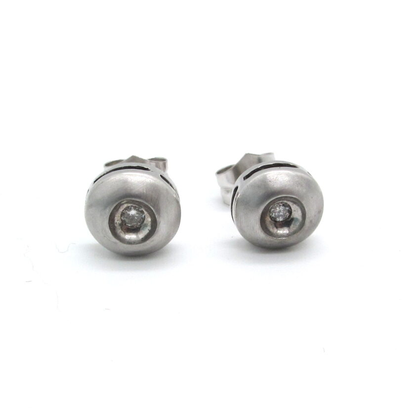 Pendientes de oro blanco con brillantes 0,05 ct