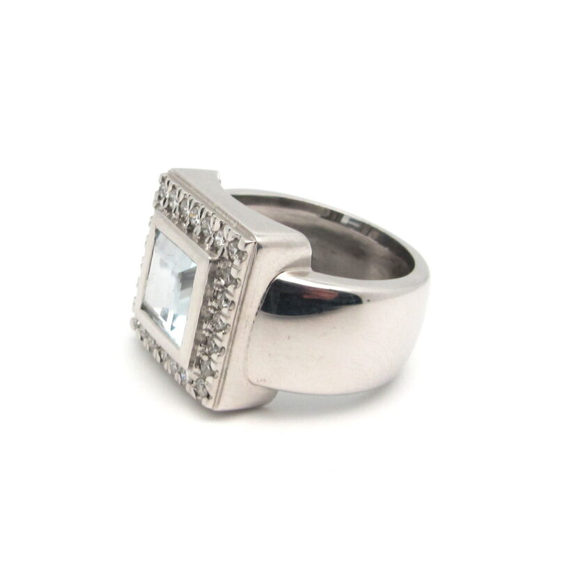 Sortija oro Blanco con diamantes y aguamarina - Image 3