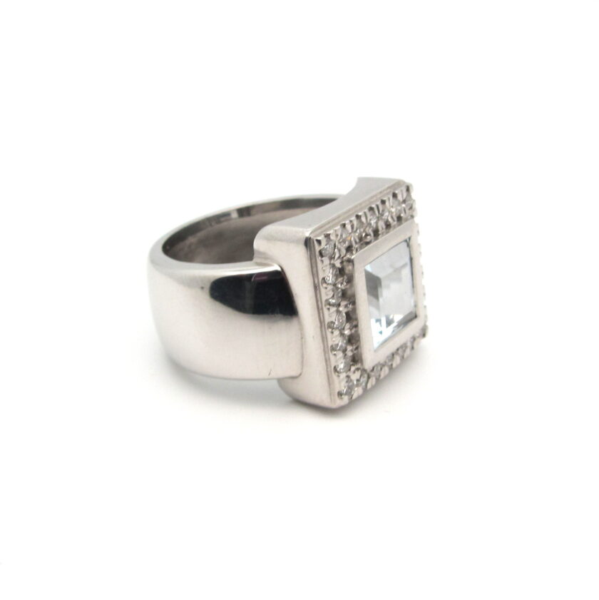 Sortija oro Blanco con diamantes y aguamarina - Image 2
