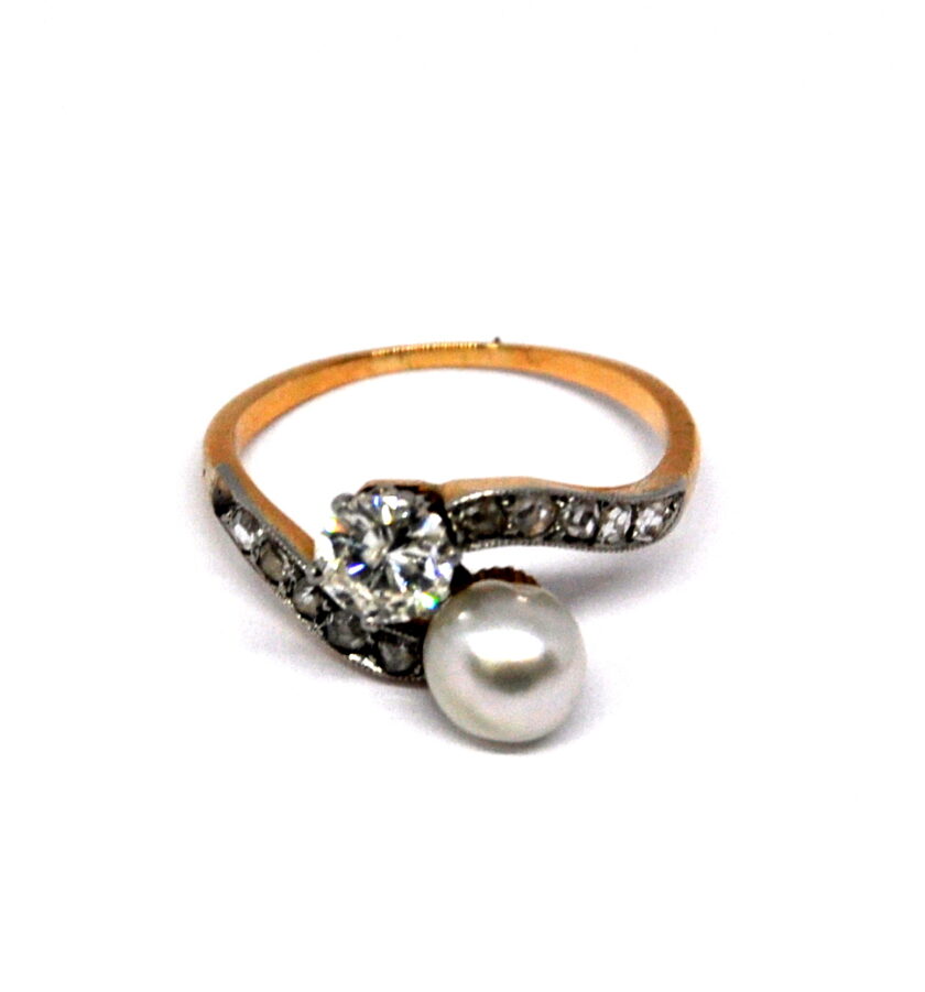 Sortija oro y diamante