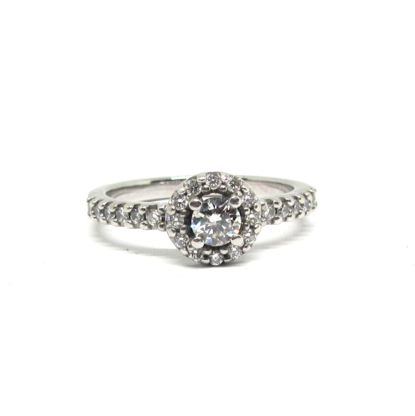 Sortija de oro blanco  de 18 quilates con diamantes - Image 5