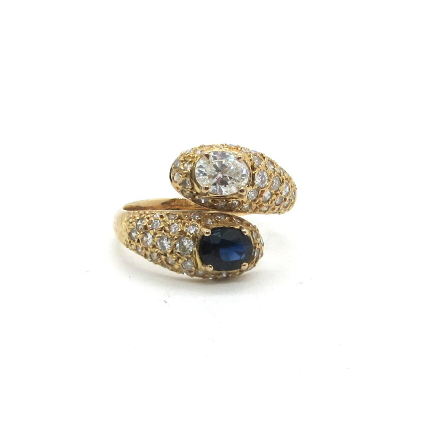 Sortija Tu y yo de oro amarillo con zafiros y diamantes