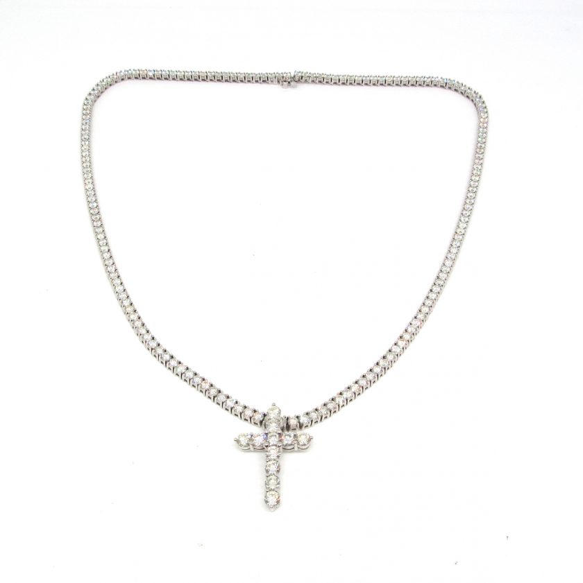 Collar y colgante de diamantes