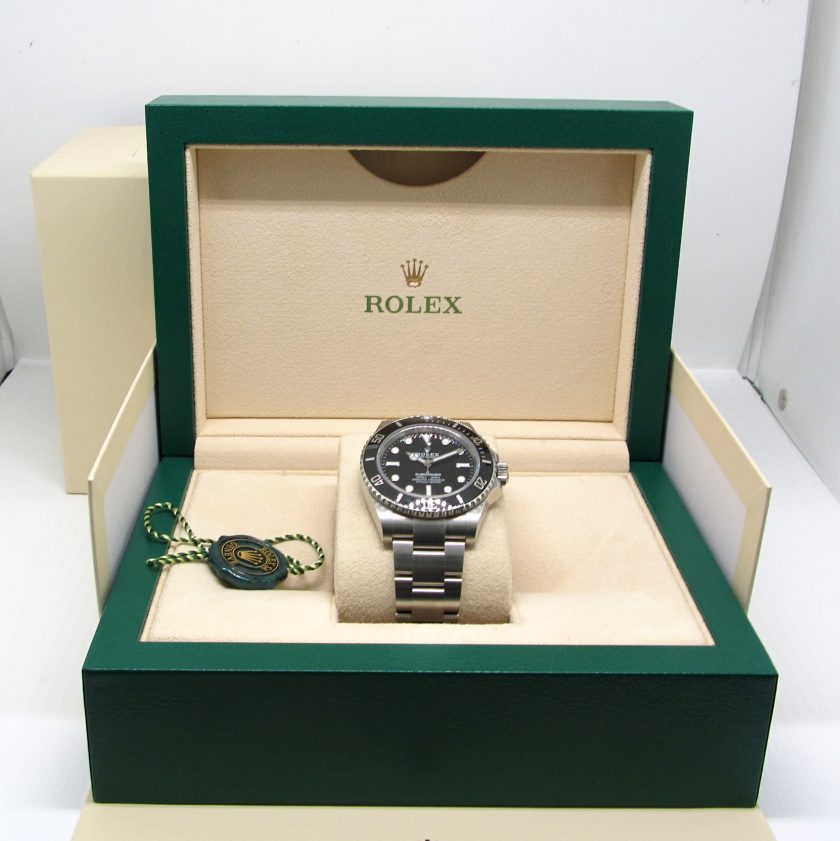 Rolex 124060 Submariner (No Date) - Image 4