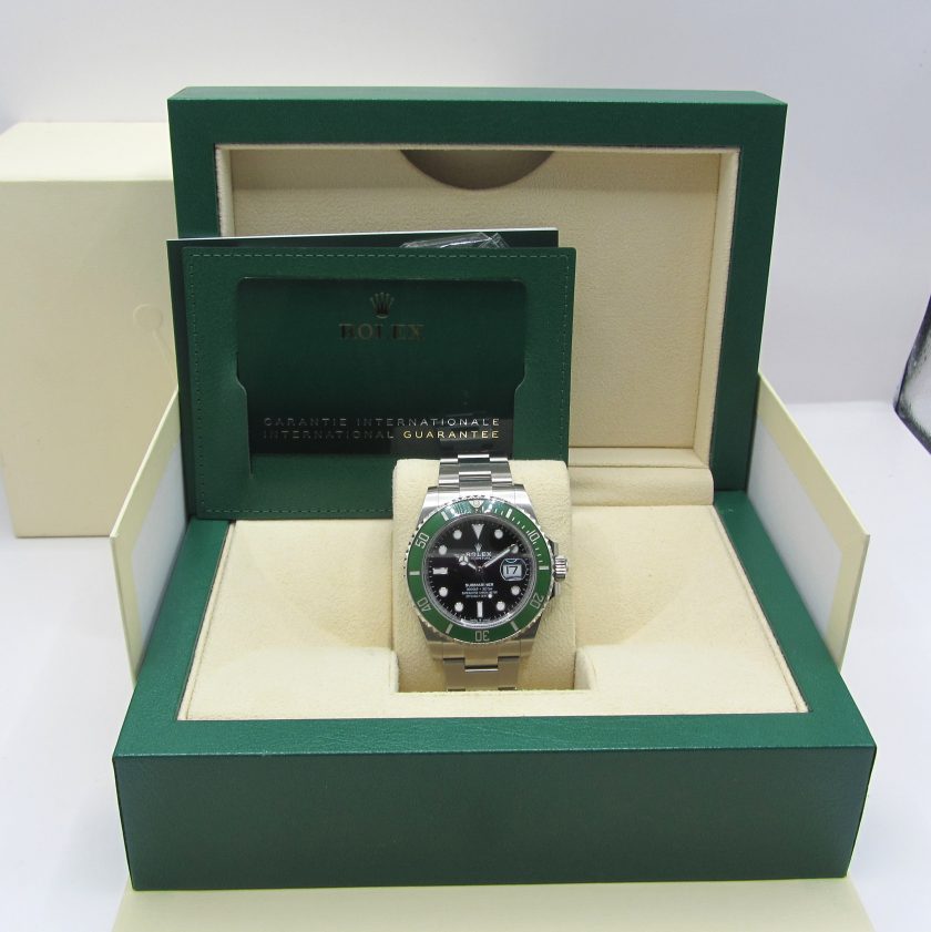 Rolex 126610LV Submariner Date - Image 4