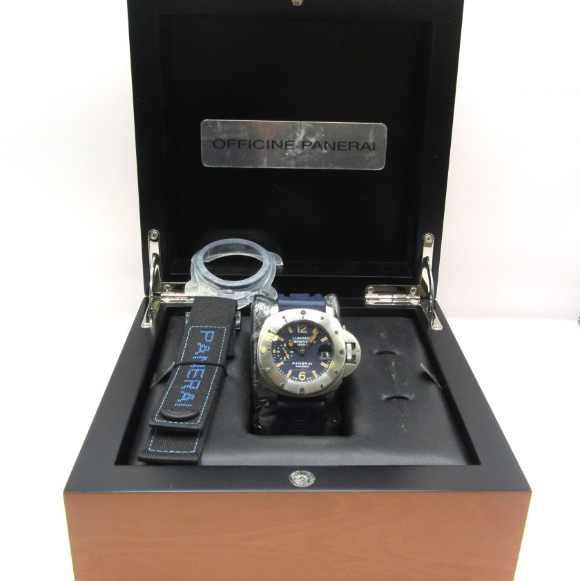 Panerai Luminor Submersible - Image 4
